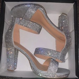 Windsor homecoming silver heels